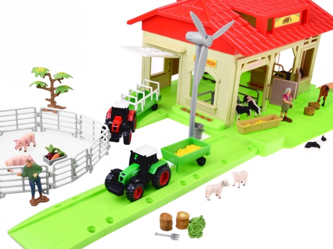 Mega velika farma s traktorima i životinjama
