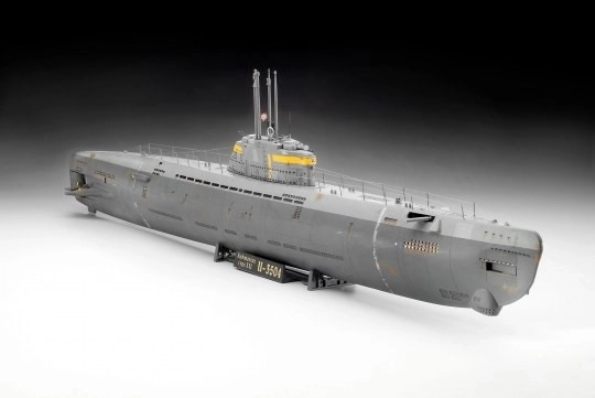 Plastični model njemačke podmornice TIP XXI 1/144
