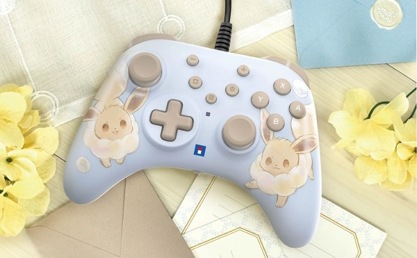 Stylish design with Pokémon EEVEE