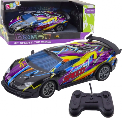 Sportski daljinski upravljani automobil s LED svjetlima ljubičaste boje 1:22