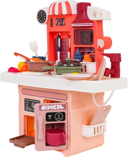 Funkcionalna slavina s tekućom vodom