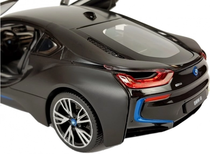 Licencirani dizajn BMW i8 sa svjetlima