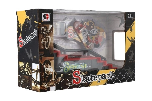 Skatepark - prstni skateboard s rampom plast 8cm s dodacima miješani tipovi u kutiji 28x18cm