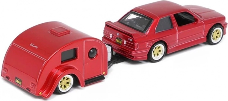 Funkcionalni karavan s odvojivom kukom