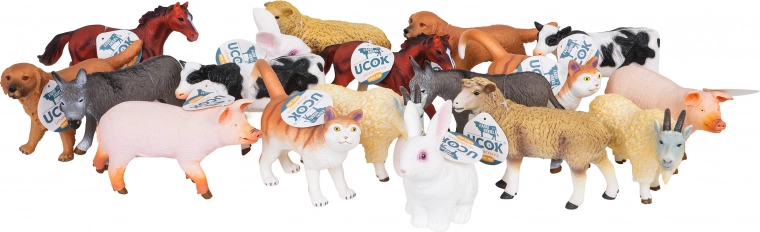 18 detaljnih figurica za kreativnu igru