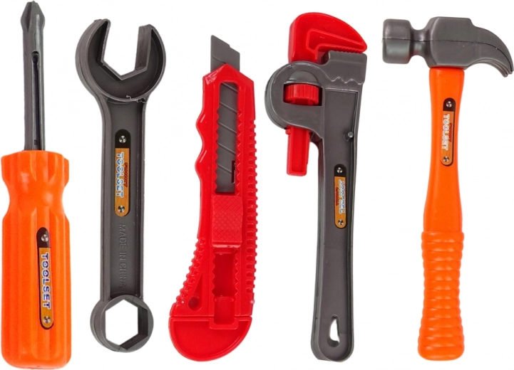 Alati realističnoog dizajna