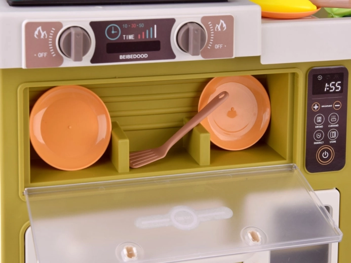 Pećnica, perilica posuđa i hladnjak za realističnu igru