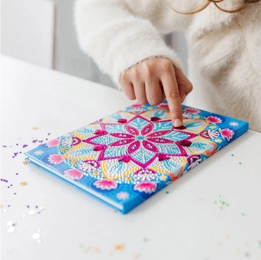 Sjajna mandala na tvrdim koricama