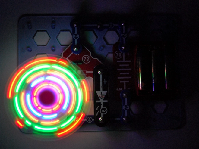 Edukativni svjetleći set za male elektronike