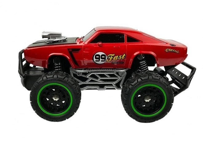 Crveni daljinski upravljani terenski auto R/C