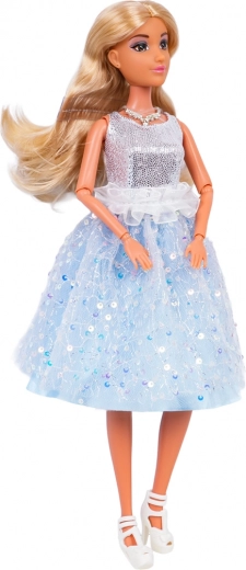 Sjajna haljina i elegantni dodaci