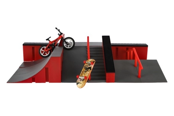Skatepark - rampe, prsteni bicikl i skateboard