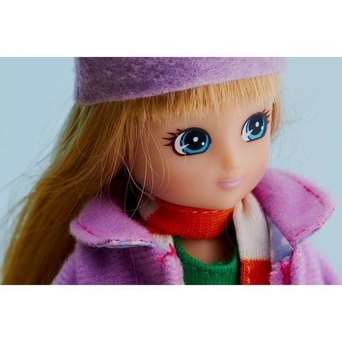 lutka Lottie Jesensko lišće
