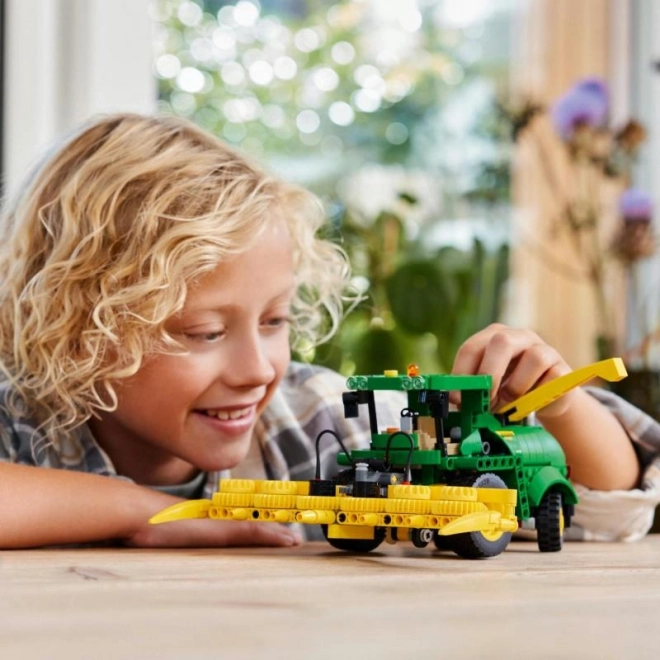 LEGO® Technic 42168 John Deere 9700 Sakupljač Krme