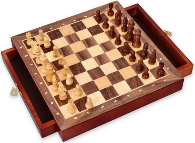 Drvene šahovske figure s magnetima i ladicom