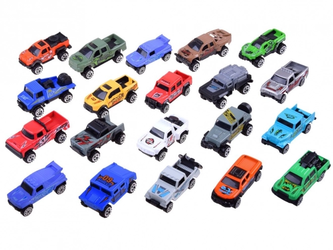 Veliki set od 20 metalnih terenskih automobila ZA3233
