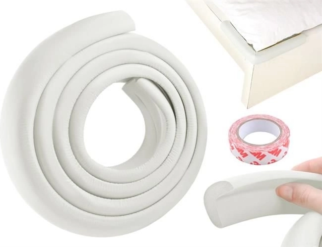 Quick installation with double-sided tape