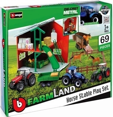 Farmland konjske štale s traktorom od Bburaga