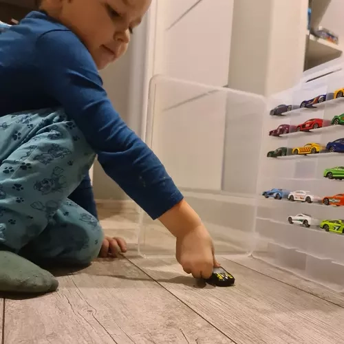 Šarena seta autića - 16 komada