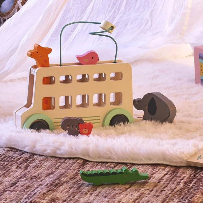 Drveni autobus za životinje od Sarah Betz