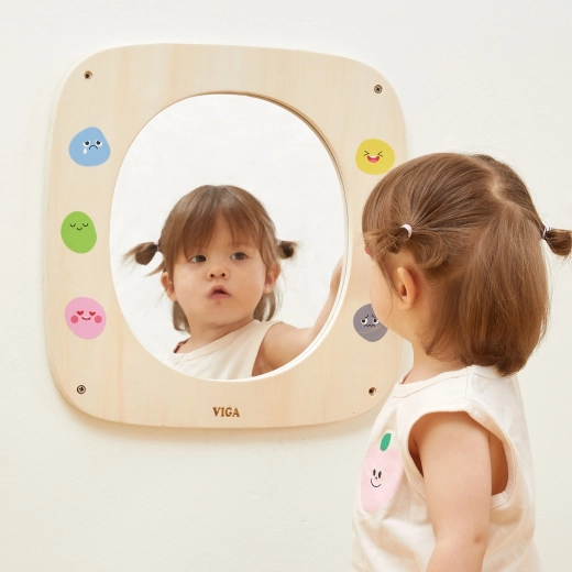 Zabavni emotikoni za učenje emocija