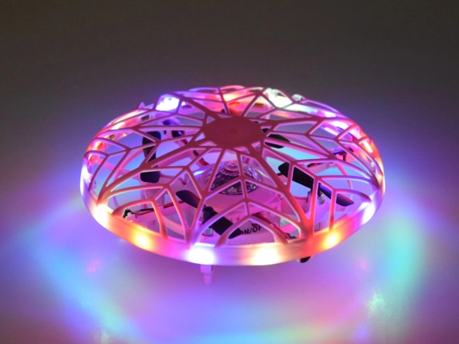 LED dron na ručno upravljanje