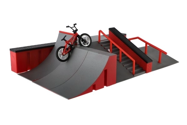 Skatepark - rampe, prsteni bicikl i skateboard