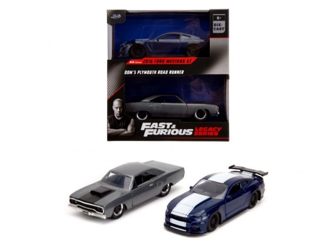 Komplet Dva Modela Automobila Ford Mustang GT350 i Plymouth Road Runner iz Brzi i Žestoki