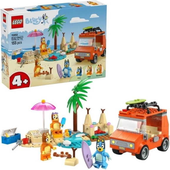 Bluey obiteljski izlet automobilom na plažu građevinski set