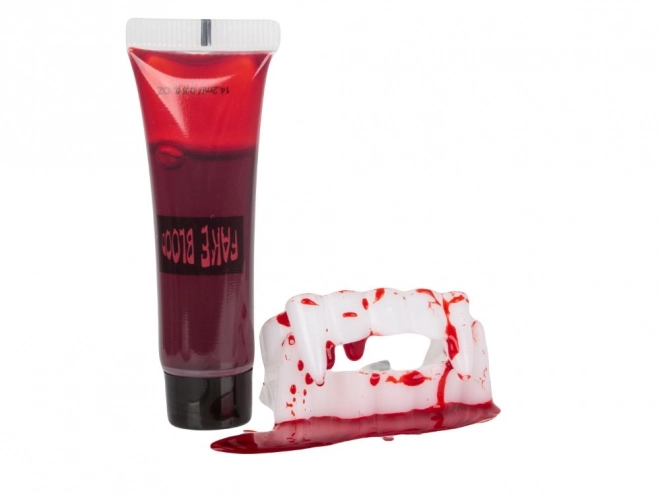 Set lažnih zuba i krvi za Halloween