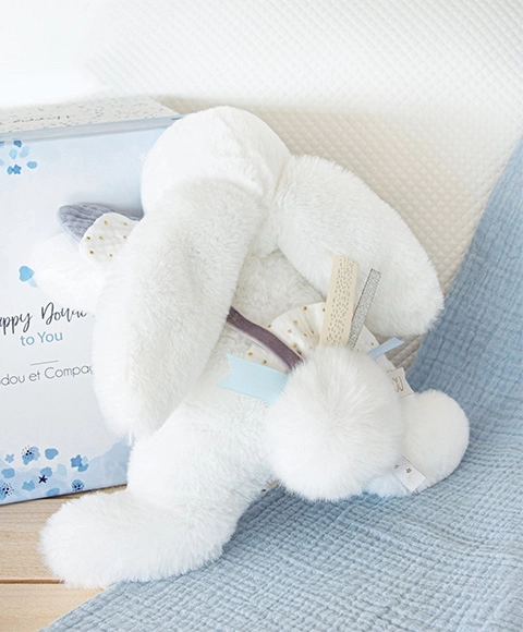 Doudou poklon set - plišani zeka s bijelom pomponom