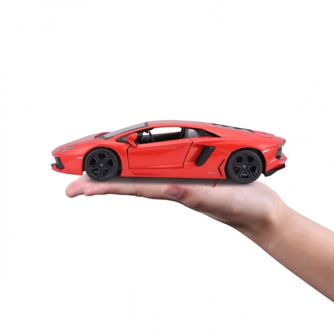 Model automobila Lamborghini Aventador LP700-4