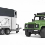 BRUDER LAND ROVER DEFENDER s prikolicom za konje