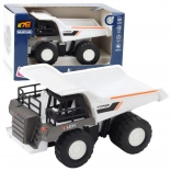 Građevinski kiperski kamion s metalnim dijelovima i pogonom bijeli