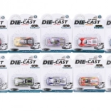 Metalni trkaći autić na karti