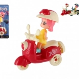 Lutka na skuteru s kacigom u raznim bojama