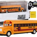 Žuti školski autobus s daljinskim upravljanjem i otvarajućim vratima